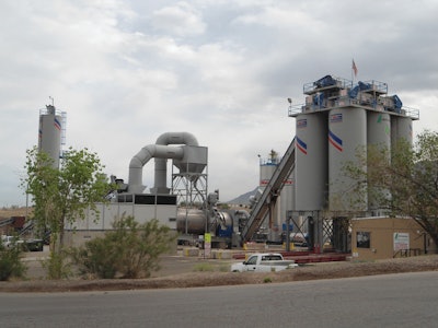 Lafarge upgraded the Albuquerque plant in 2010 from a 350 tph batch plant to a Gencor 500 stationary drum plant with foaming capabilities.