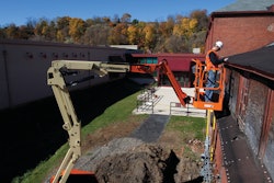 Shown here is the JLG 340AJ boom lift.