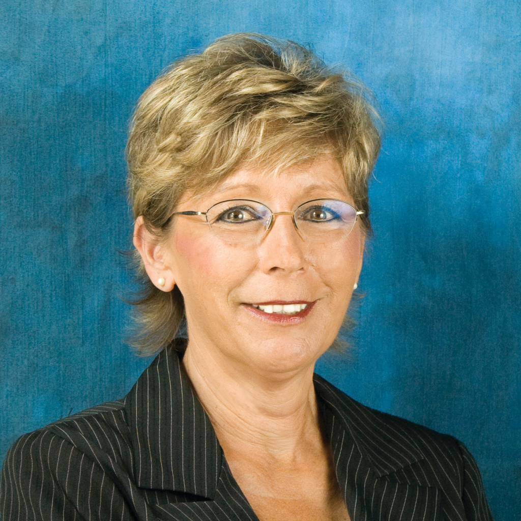 Cindy Rusch Square 10764552
