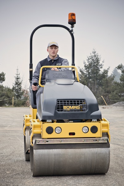 Bomag Bw100adm 5 Tandem Vibrat 10796970