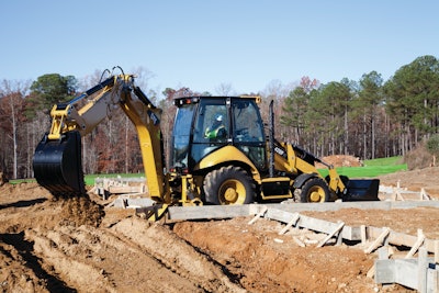 The Caterpillar F Series models feature an electronically controlled piston pump that automatically optimizes performance for specific operations, ensuring loader power management and backhoe productivity.