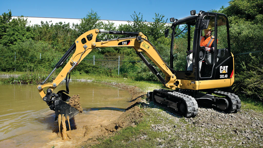 301.7D, 302.2D & 302.4D Mini Excavators From: Caterpillar - Cat | For ...