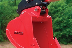 Esco PosiGrab coupler