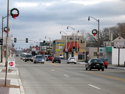 The project included 74,200 sq. yds. of concrete pavement removal; 55,100 sq. yds. of 8.5-in. doweled concrete pavement; and 11,650 sq. yds. of 8.5-in. doweled high early strength concrete pavement over 6 in. aggregate base.