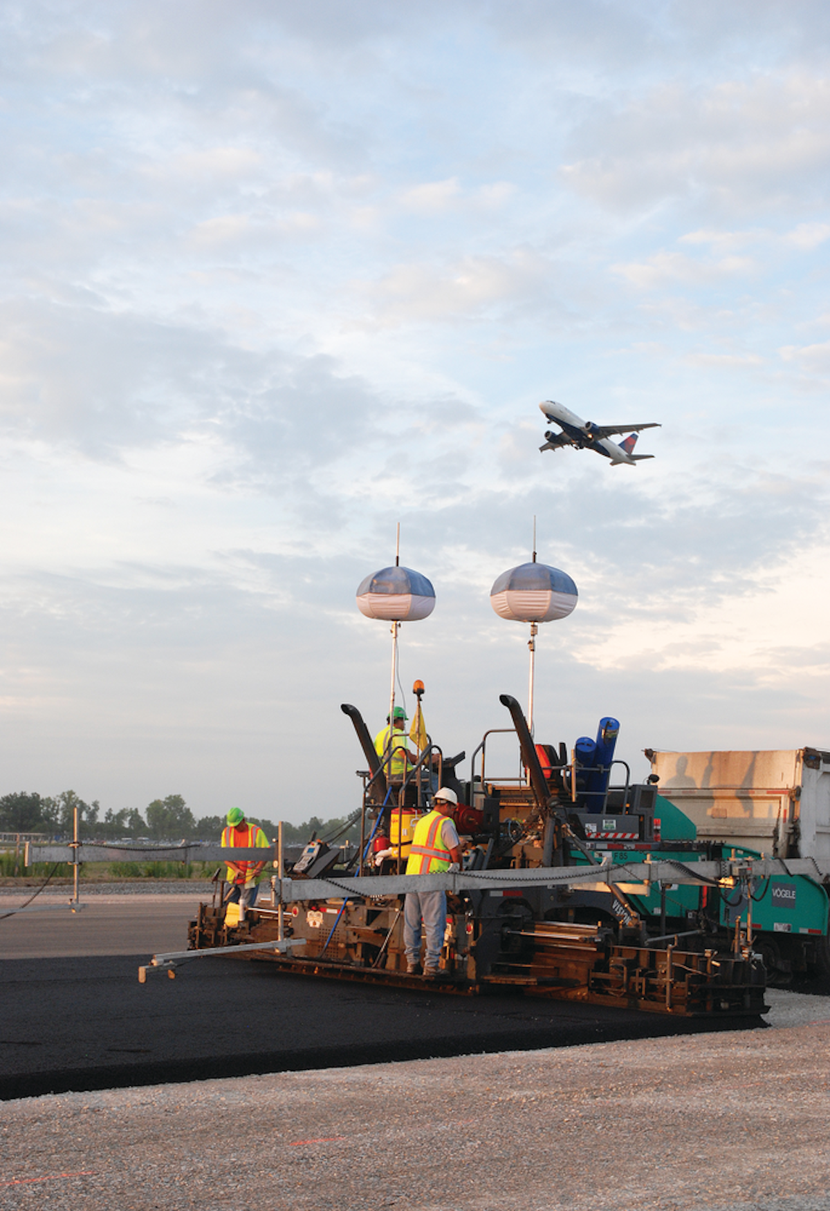 Tandem Vogele Pavers Ensure Smooth Flying at Port Columbus International Airport For