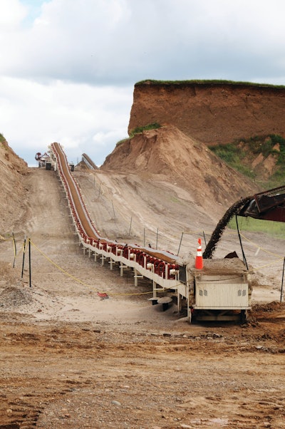Trailblazer Groundlineconveyor 10850066
