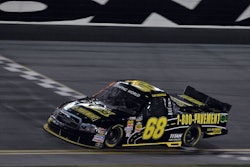 1 800 Pavement Daytona Finish Line