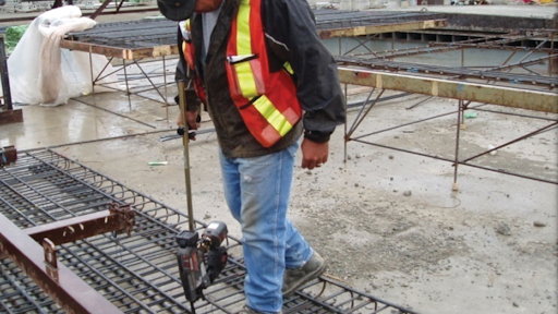 Rebar Tying Tools Help Prevent Worker Injury On Concrete