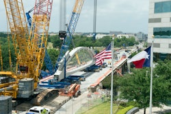 Within the arch, there is a network of stainless steel hangers with clevises and tie-beam connections that protect pedestrians from traffic on the bridge while allowing both motorists and pedestrians to enjoy a nearly unobstructed view of the river.