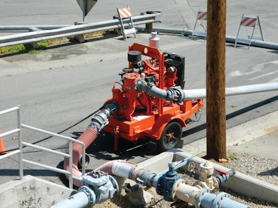 Seals in pumps that often run dry can overheat and fail. To combat this problem, some mechanical shaft seals run in an oil bath, which dissipates heat through the pump casing and allows the pump to run dry indefinitely.