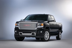 With 6.2L V8 available in Sierra 1500 Denali and SLT, it is expected to have class-leading 12,000-lb. trailering capacity.