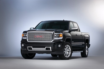 With 6.2L V8 available in Sierra 1500 Denali and SLT, it is expected to have class-leading 12,000-lb. trailering capacity.