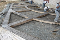 Hyde Concrete offers placing and finishing services for its decorative concrete installations.