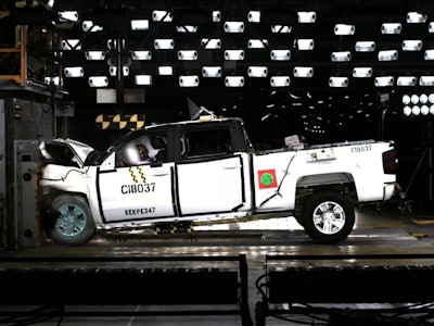 2014 Silverado Sierra Safety M 11122458