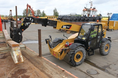 Cat Th514c Telehandler Side 11119687