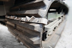 Terramac Rt9 Cleats Close Up 11120073