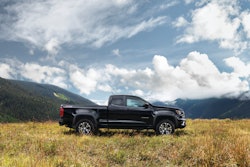 2015 Chevy Colorado configurations include extended cab with a 6-ft. bed, crew cab with a 5-ft. bed; and crew cab with a 6-ft. bed. WT, LT and Z71 trims will be available in 2WD or 4WD models.