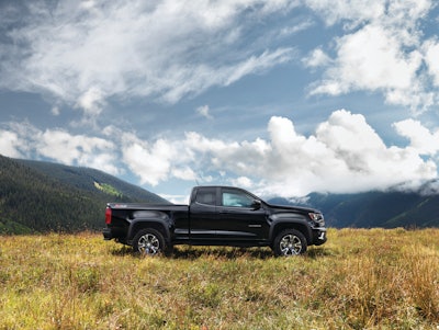 2015 Chevy Colorado configurations include extended cab with a 6-ft. bed, crew cab with a 5-ft. bed; and crew cab with a 6-ft. bed. WT, LT and Z71 trims will be available in 2WD or 4WD models.