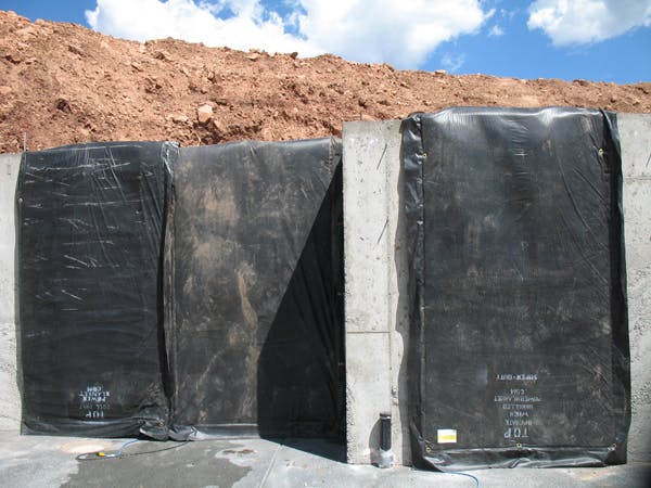 How To Protect Concrete During Cold Weather Pours For Construction Pros