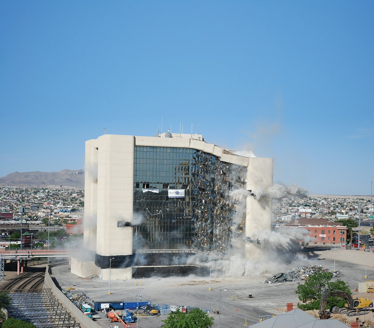 Contractors Team Up for Demolition and Implosion of El Paso City Hall