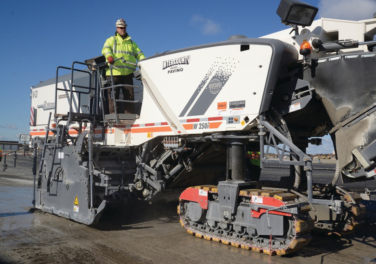 Wirtgen on sale milling machine