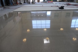 Ultratop PC is a high-performance, self-leveling, cementitious topping optimized for polishing and suitable for both interior and exterior use, and in areas of constant water exposure.