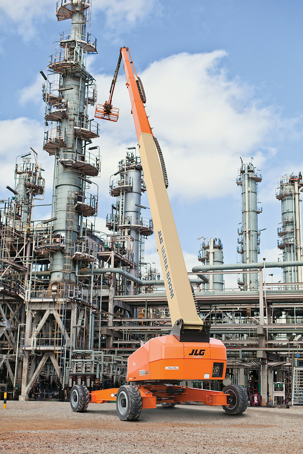 jlg-introduces-world-s-tallest-boom-lift-for-construction-pros