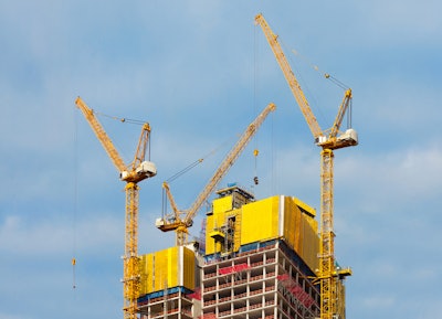Liebherr 542 HC-L luffing jib cranes