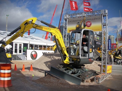 Wacker Vertical Digging Demo Conexpo