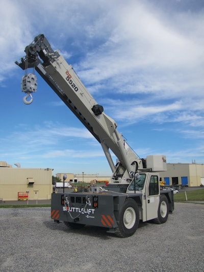 Shuttlelift Cd5520 At Conexpo 11323344