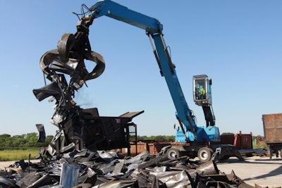 Terex Construction announced the continuation of a strategy initiated last year to expand the market channels for its Terex Fuchs material handler product line.