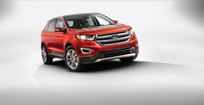 15fordedge Titanium 04 Hr 11542731