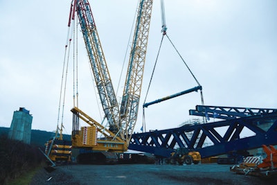 To lift the 14 loads, Steil's team erected the Superlift 3800 crawler crane in a SSL1 configuration with a 236-foot main boom, 551,155 pounds of counterweight on the superstructure, 110,231 pounds of central ballast, and 440,924 pounds of counterweight on the superlift tray.