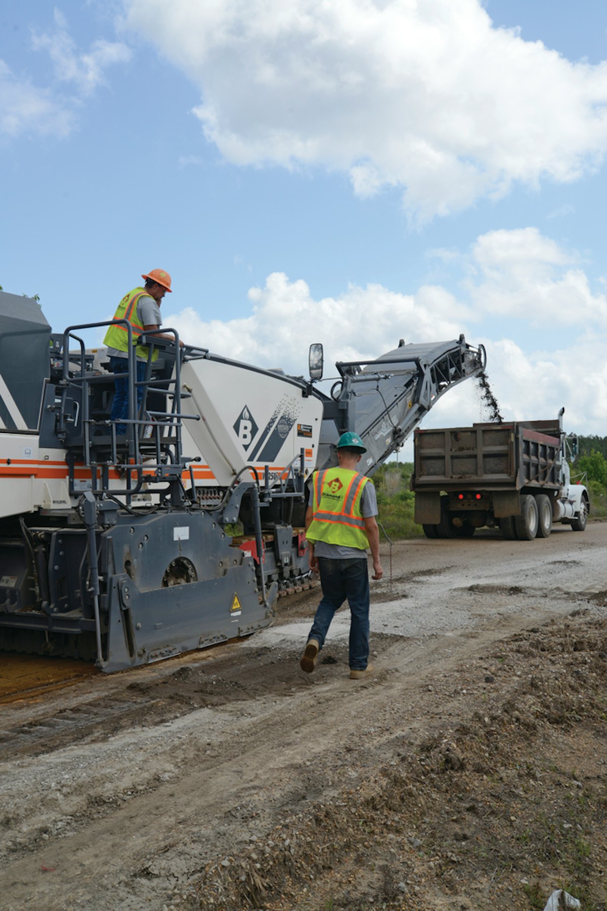 Diamond B Adds Technology To Its Fleet For Construction Pros
