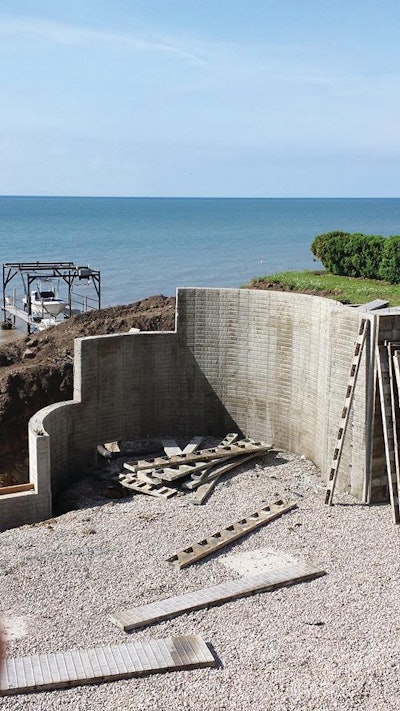 Breaking into the agricultural concrete sector required Solid Foundations to take on new challenges such as pouring a radius wall.