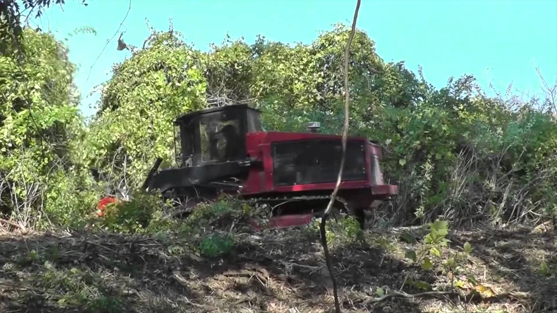 FTX128L High Performance Compact Mulching Tractor by Fecon