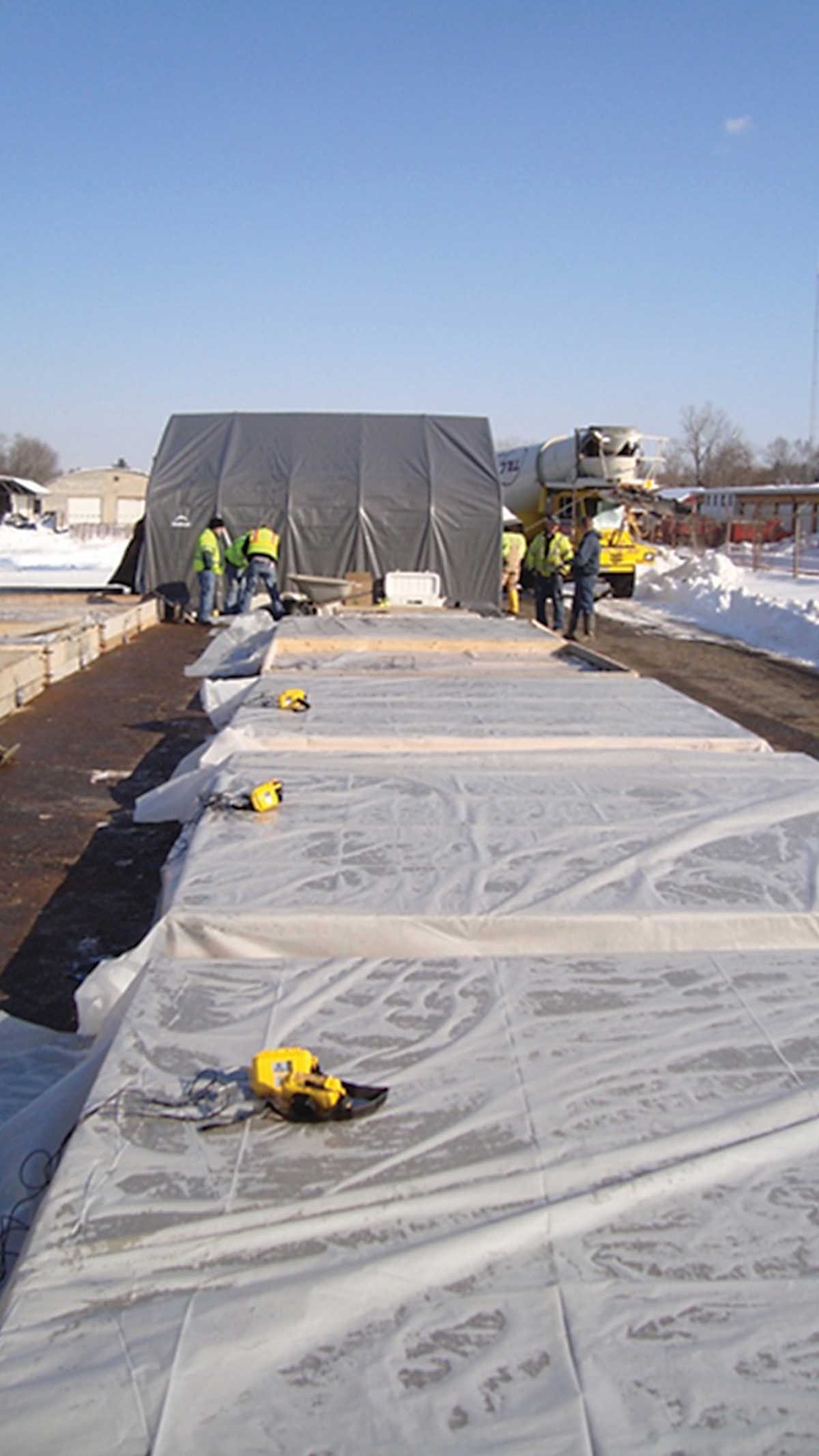 15 Ways to Pour Concrete Slabs in Cold Weather Tested For