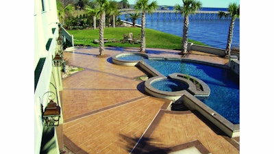 Spray Top Pool Deck 5409d5eb96cfc