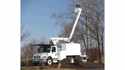 Freightliner M2 106 5432e22ad1372