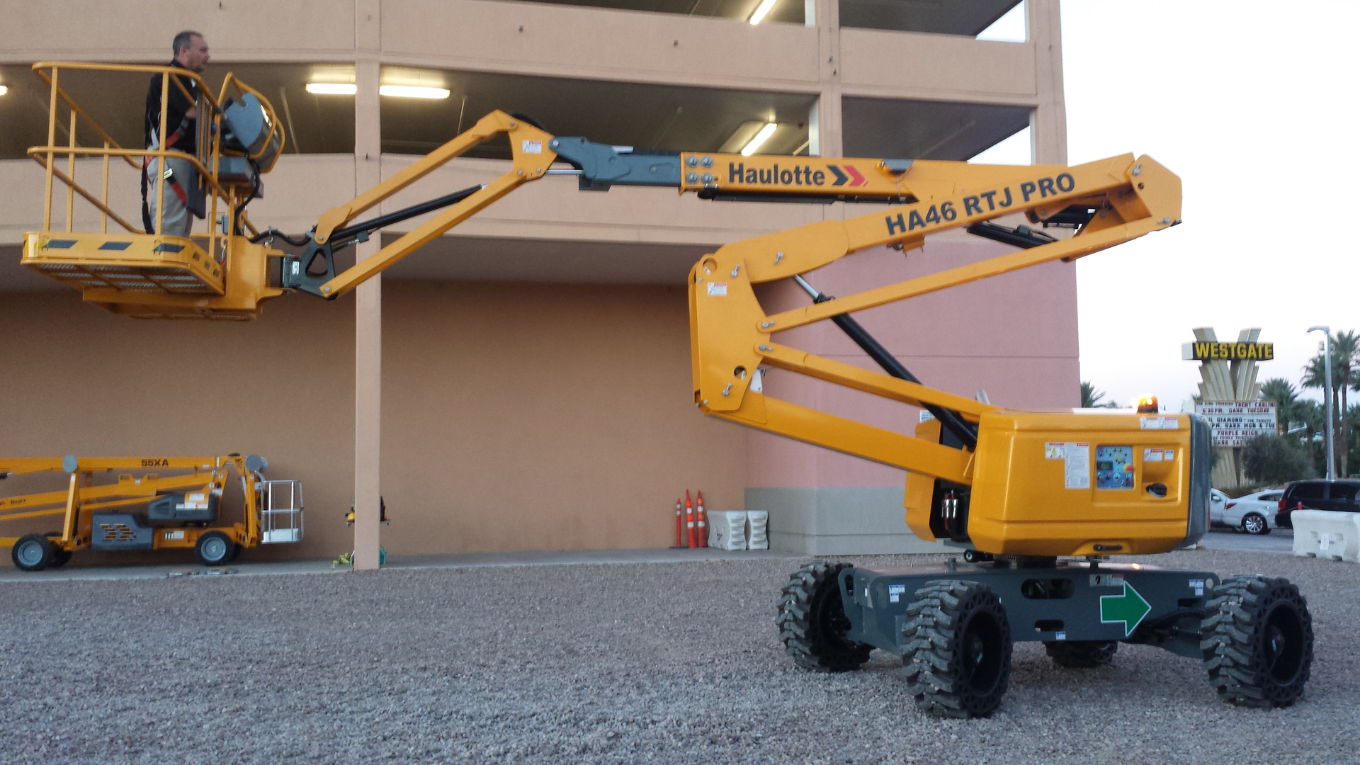 Haulotte Introduces HA46RTJ Articulating Boom Lifts At Lift & Access ...