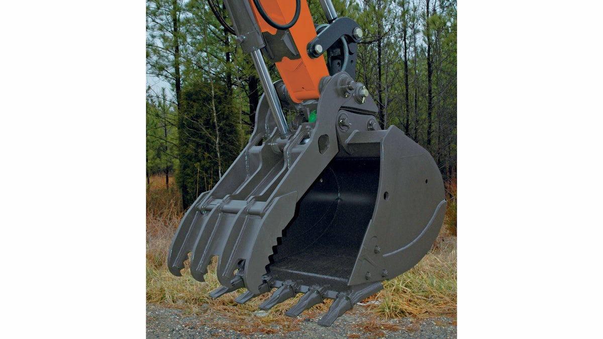 Doosan Excavator Clamps Down on Productivity For Construction Pros