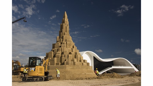 Caterpillar sent its team of top demonstration operators to work with sand sculptors in Rio de Janeiro to capture a world record.