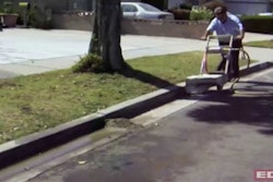 Video: EDCO Gutter Gator Scabblers