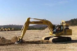 Video: Features of the Komatsu PC210LCi-10 Intelligent Machine Control Excavator