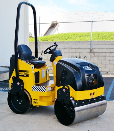 Multiquip AR14H Tandem Roller 54b69c055d699