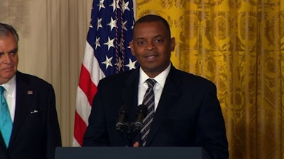 Anthony Foxx 2 png 54cfd1b871951