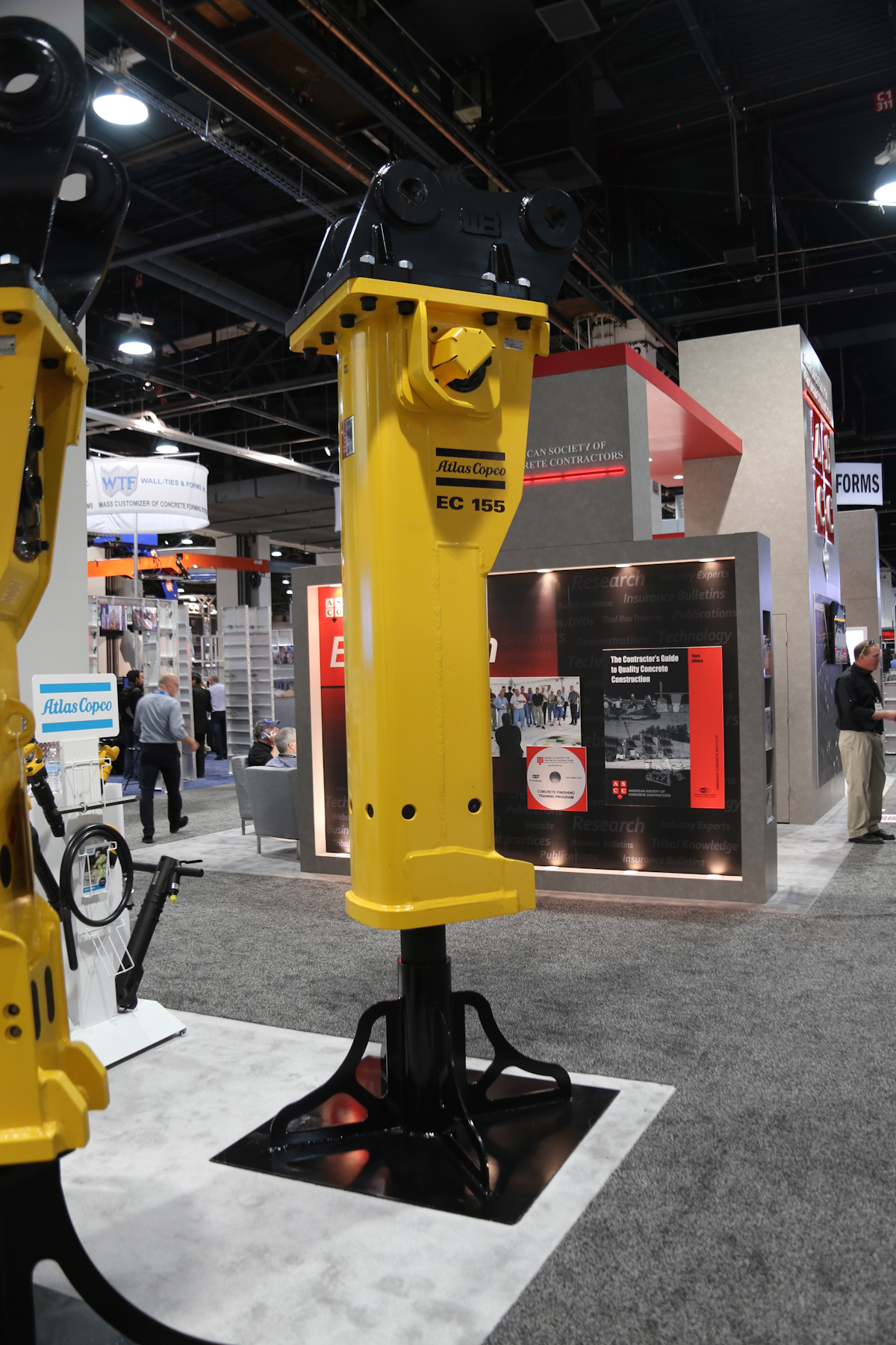 EC Heavy Range Breakers From Epiroc For Construction Pros