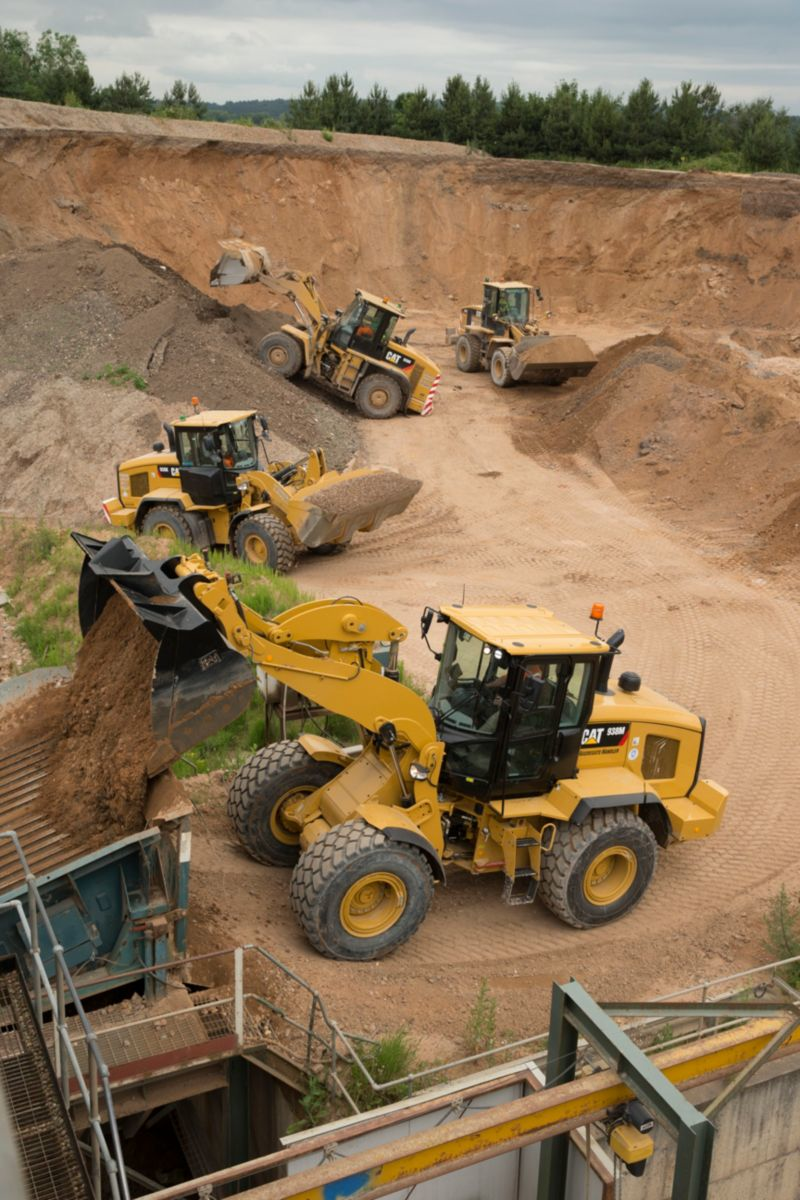 Cat M Series wheel loaders 54d1111d5b5b4