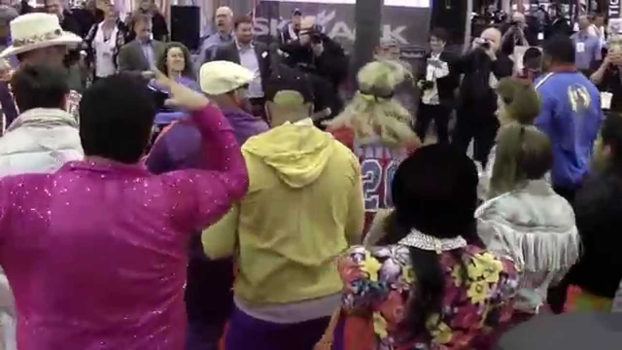 Video: Skyjack Celebrates 30 Years, New Products With Big Easy Flash Mob at The Rental Show