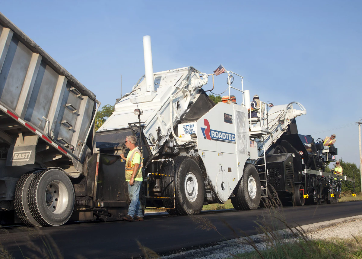 Pavement Vehicles Asphalt Material Transfer Vehicle Rental – VCUPC